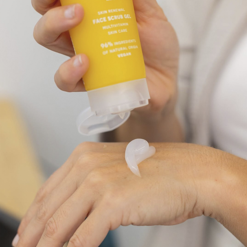 Gel Exfoliante Facial Vitamina C.B3 Niacinamida Ziaja 100ml - Imagen 3