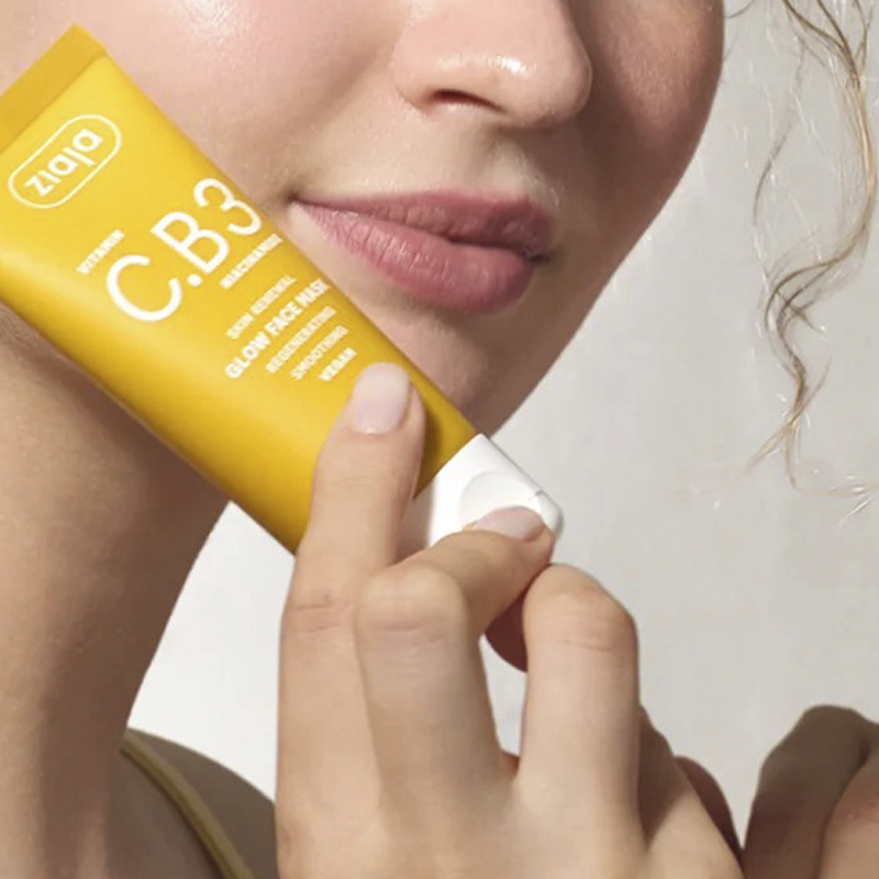 Mascarilla Facial Glow Vitamina C.B3 Niacinamida Ziaja 50ml - Imagen 3