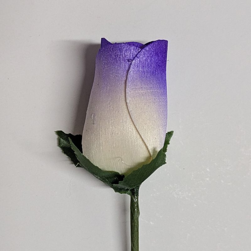 Blanco-morado